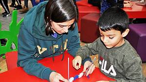 Miniklerden K'nex etkinliklerine yoğun ilgi
