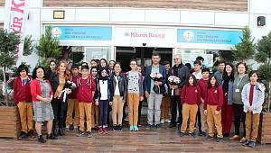 Öğrencilere inşaat sektörünü anlattı