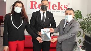 "Refleks'in yayıncılığını kutluyorum"