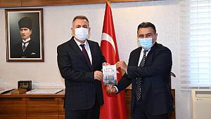 Kayıp Sancak’ı herkes okumalı