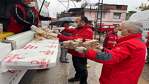 Yağmur mağdurlarına Kızılay yardımı