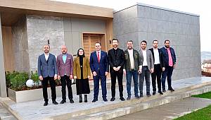 İşini iyi yapanın yanında olmalıyız