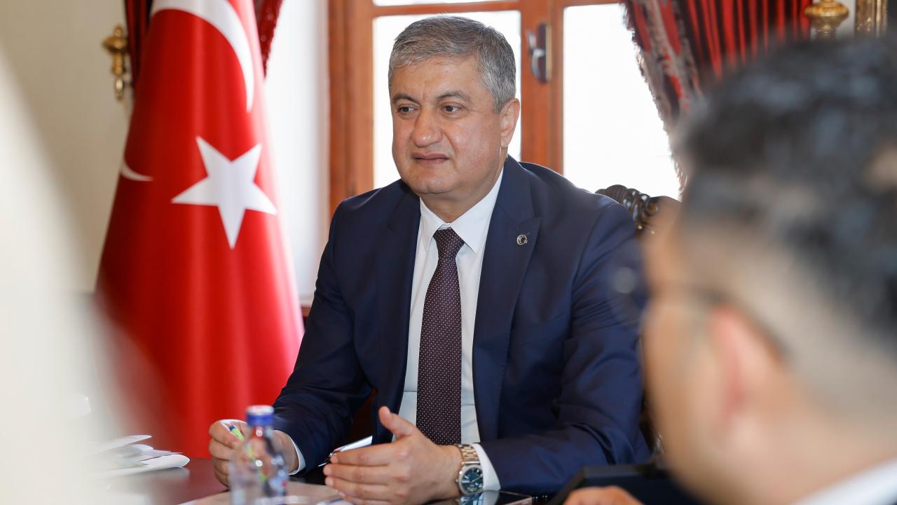 Adana kalbini iyileştiriyor