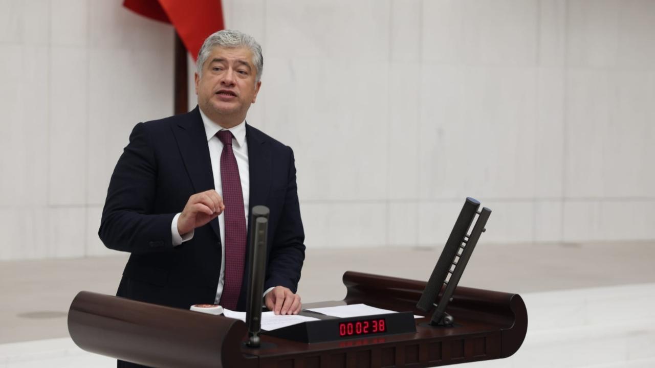 Ekonomik özgürlüğü olmayan medyadan ilke beklenmez